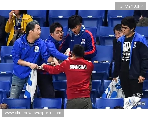 上海申花逼抢深度增强,对方出球极为艰难 上海申花逼抢深度增强,对方出球极为艰难
